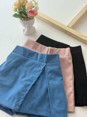 GRADE SHORT SAIA LARA